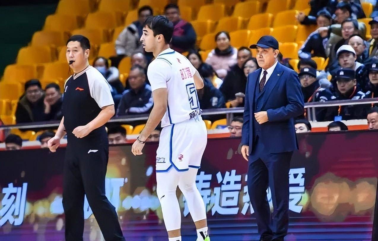 爱游戏中国-关于风云突变！里尔国际比赛日官宣签约，CBA常规赛版图或变，底气十足，训练强度明显提升的信息