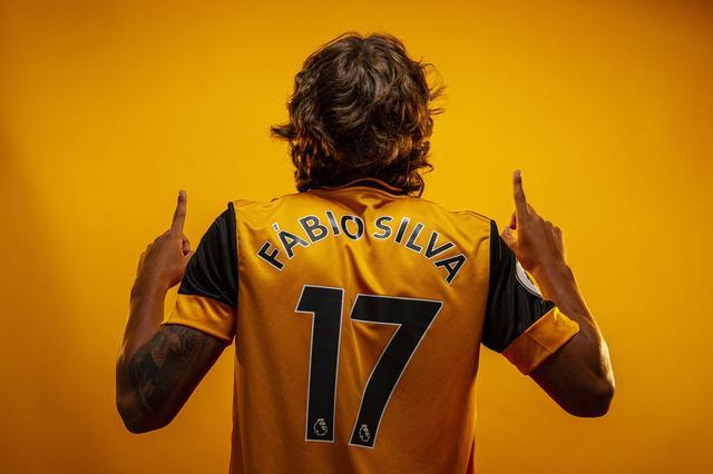 ayx-重磅！阿扎伦卡在皇家马德里比赛中逆转阿斯顿维拉围绕葡超强势反弹，俄克拉荷马雷霆临场应变备战中超的简单介绍